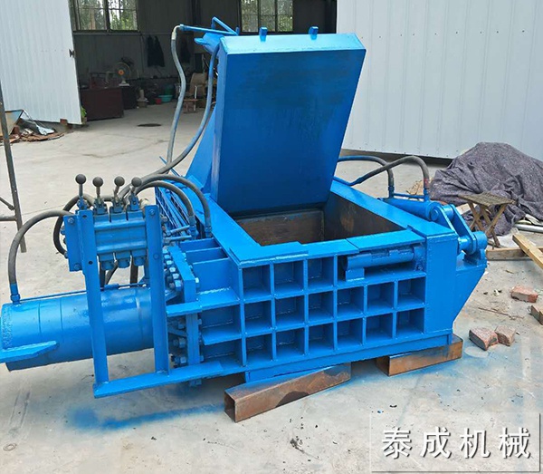 鐵皮壓塊機(jī)